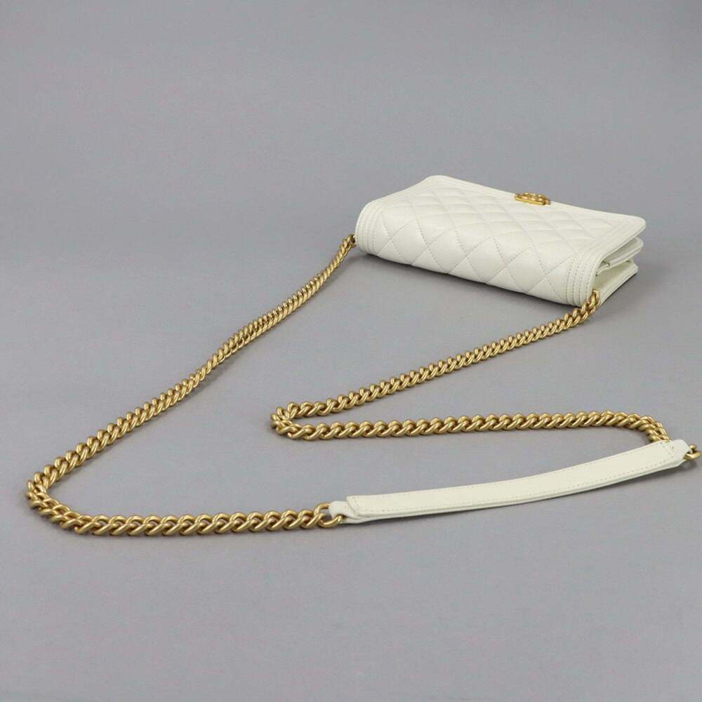 CHANEL White Caviar Leather Wallet - Picture 5 of 10